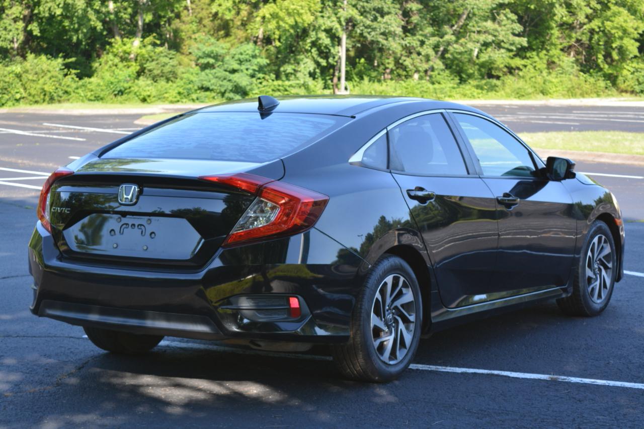 Honda Civic EX sedan 2017
