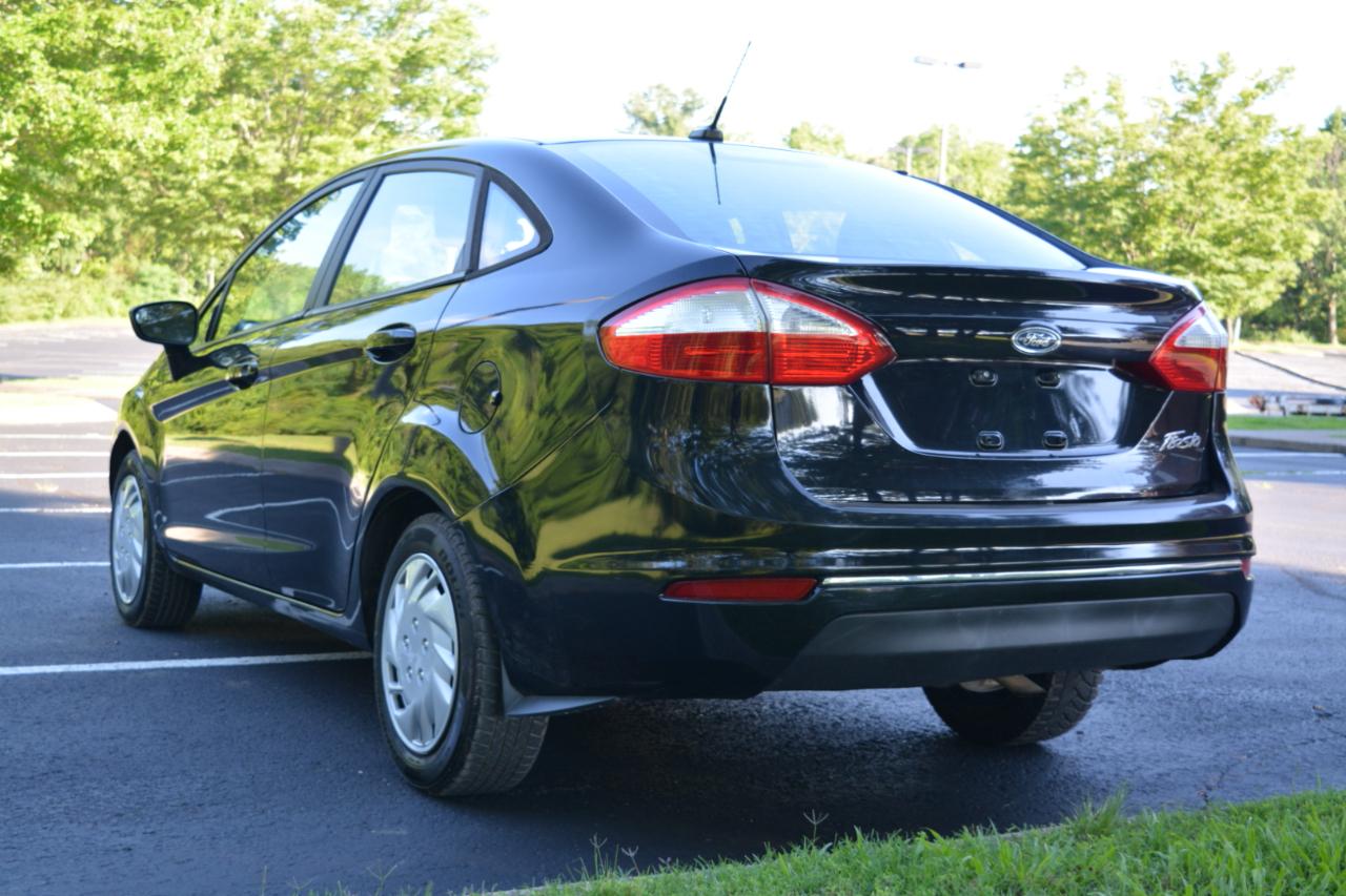 Ford Fiesta S Sedan 2017
