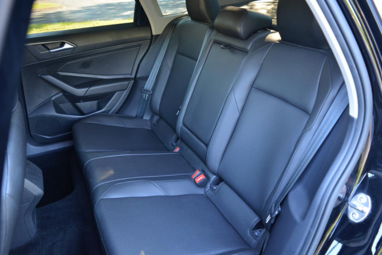 Volkswagen Jetta 1.4T S 8A 2020
