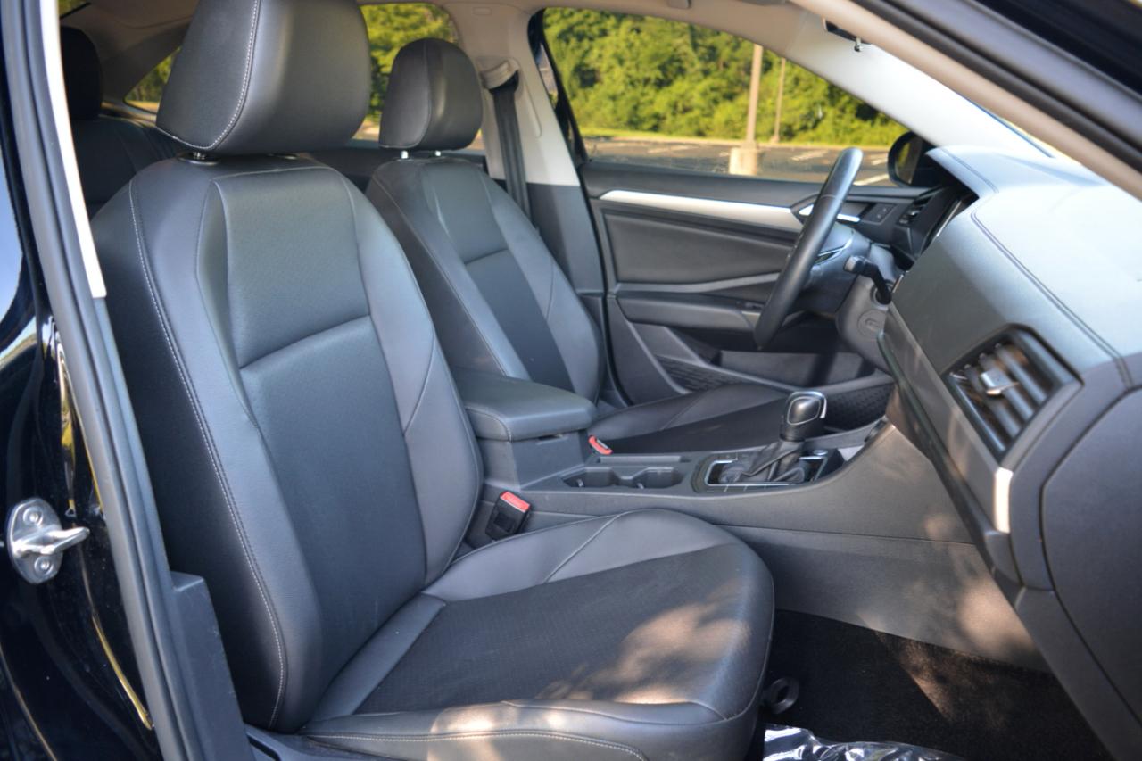 Volkswagen Jetta 1.4T S 8A 2020