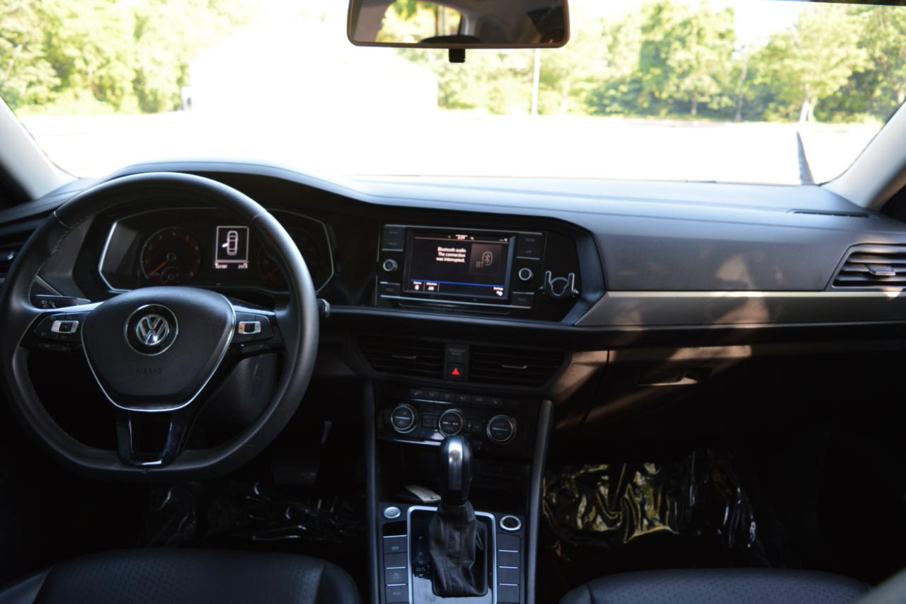 Volkswagen Jetta 1.4T S 8A 2020