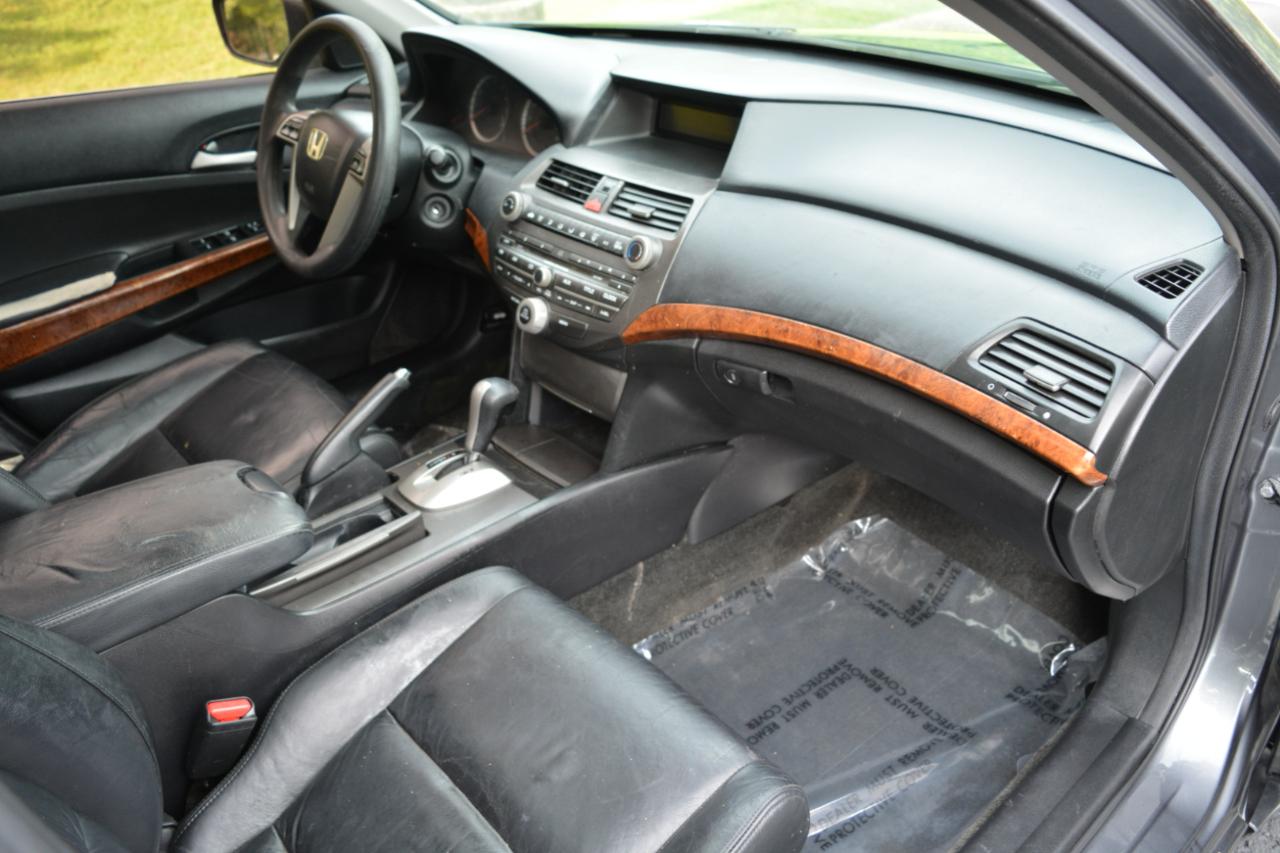 Honda Accord EX Sedan AT 2012