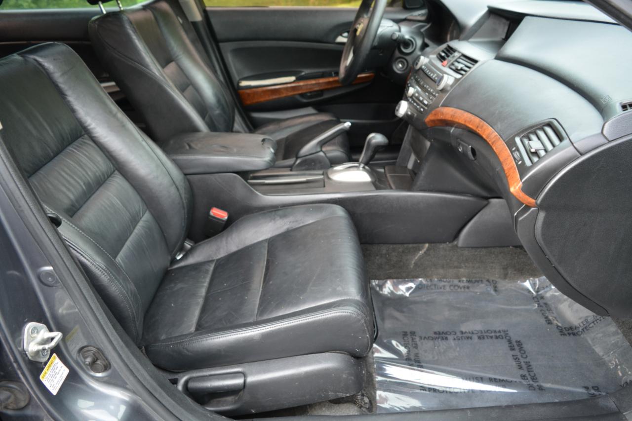 Honda Accord EX Sedan AT 2012