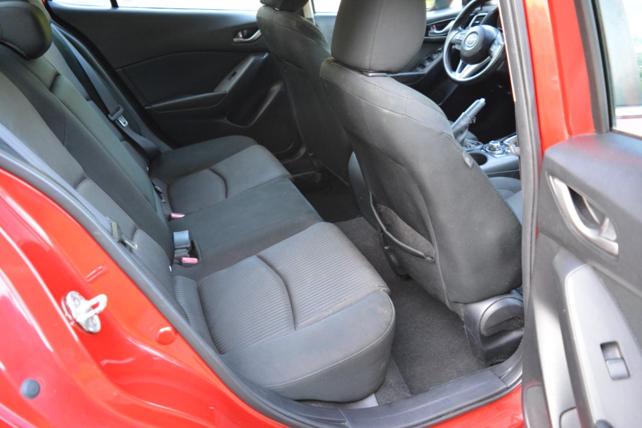 Mazda MAZDA3 i Sport AT 4-Door 2016