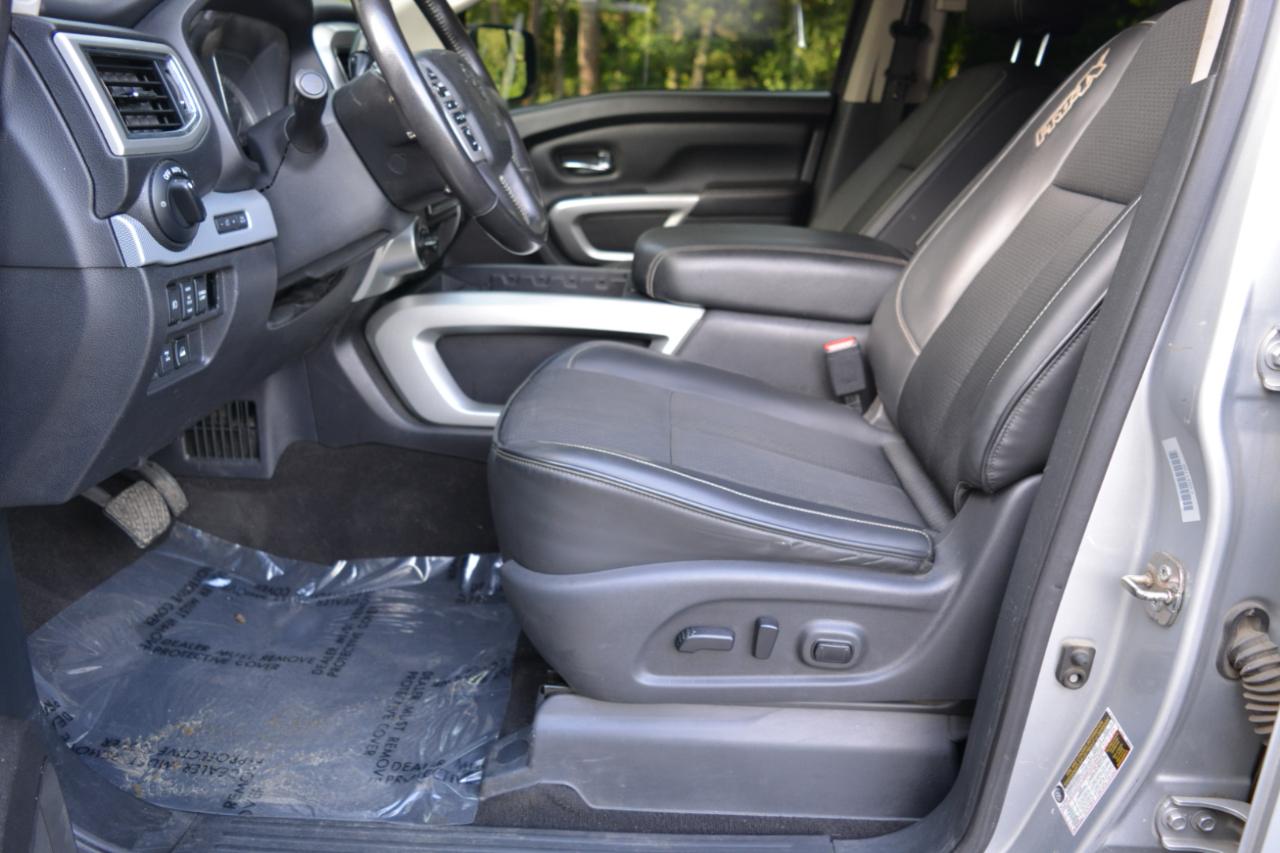 Nissan Titan PRO-4X Crew Cab 4WD 2018