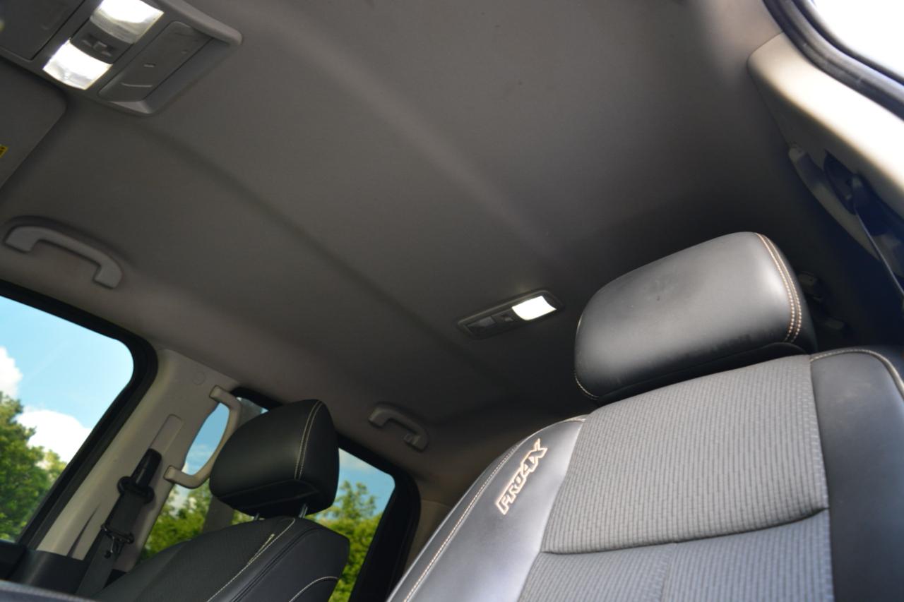 Nissan Titan PRO-4X Crew Cab 4WD 2018