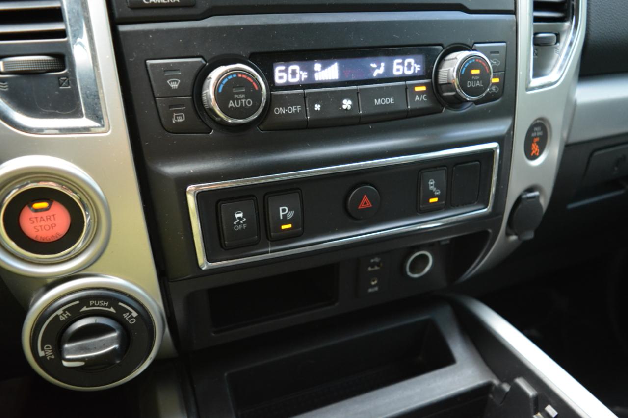 Nissan Titan PRO-4X Crew Cab 4WD 2018
