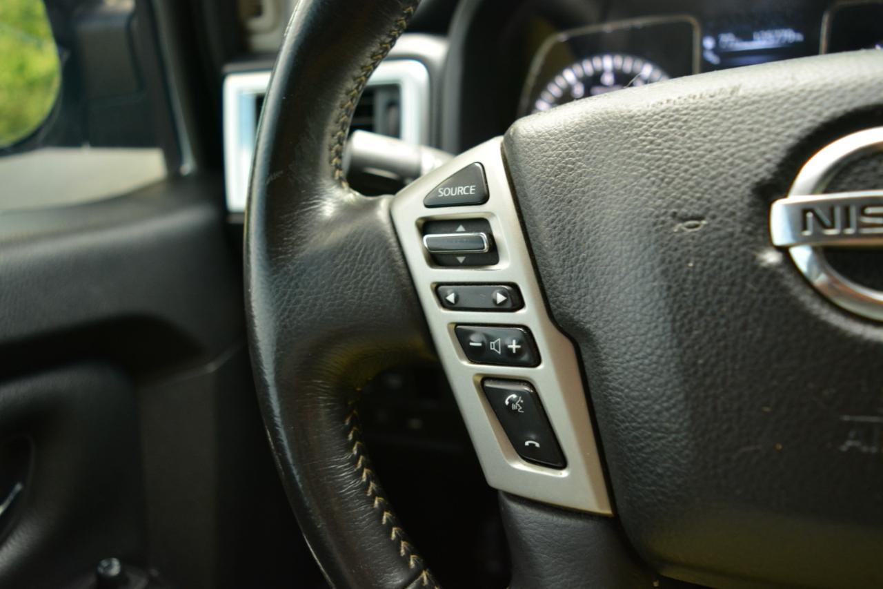 Nissan Titan PRO-4X Crew Cab 4WD 2018