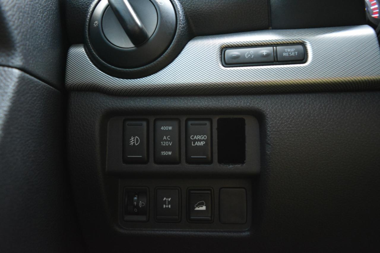 Nissan Titan PRO-4X Crew Cab 4WD 2018