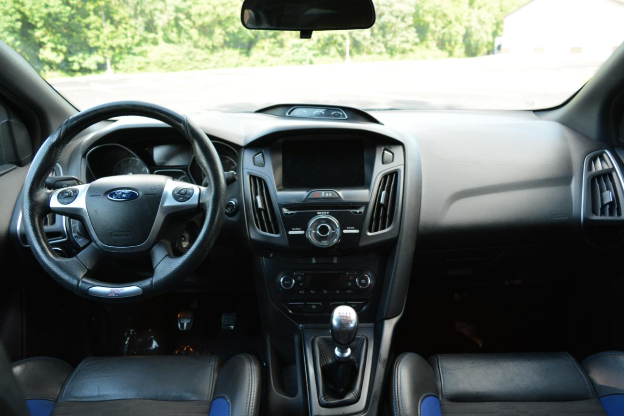 Ford Focus ST Hatch 2014