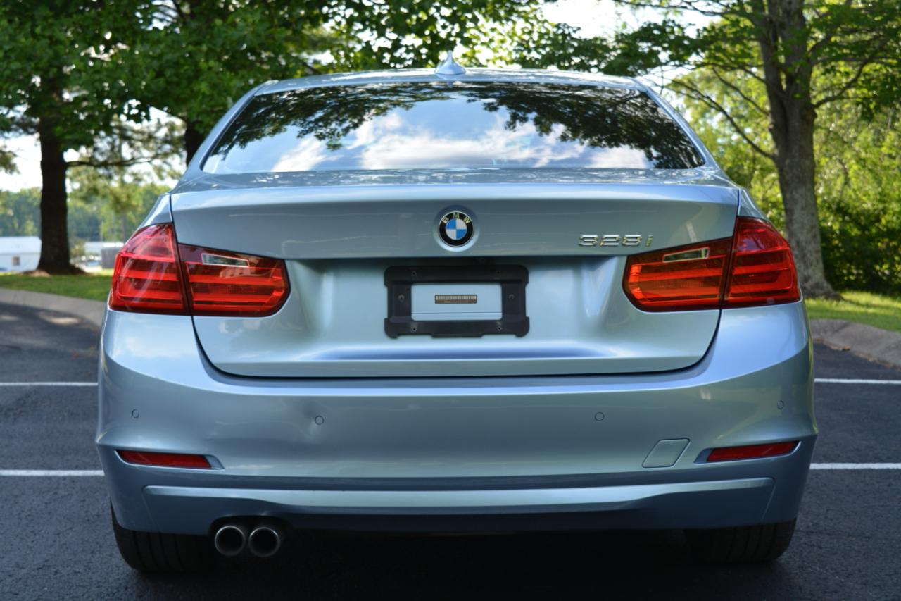 BMW 3-Series 328i Sedan 2014