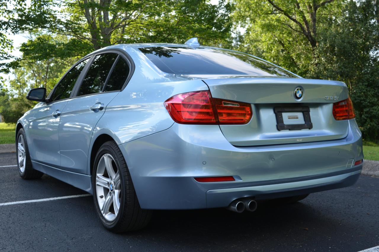 BMW 3-Series 328i Sedan 2014