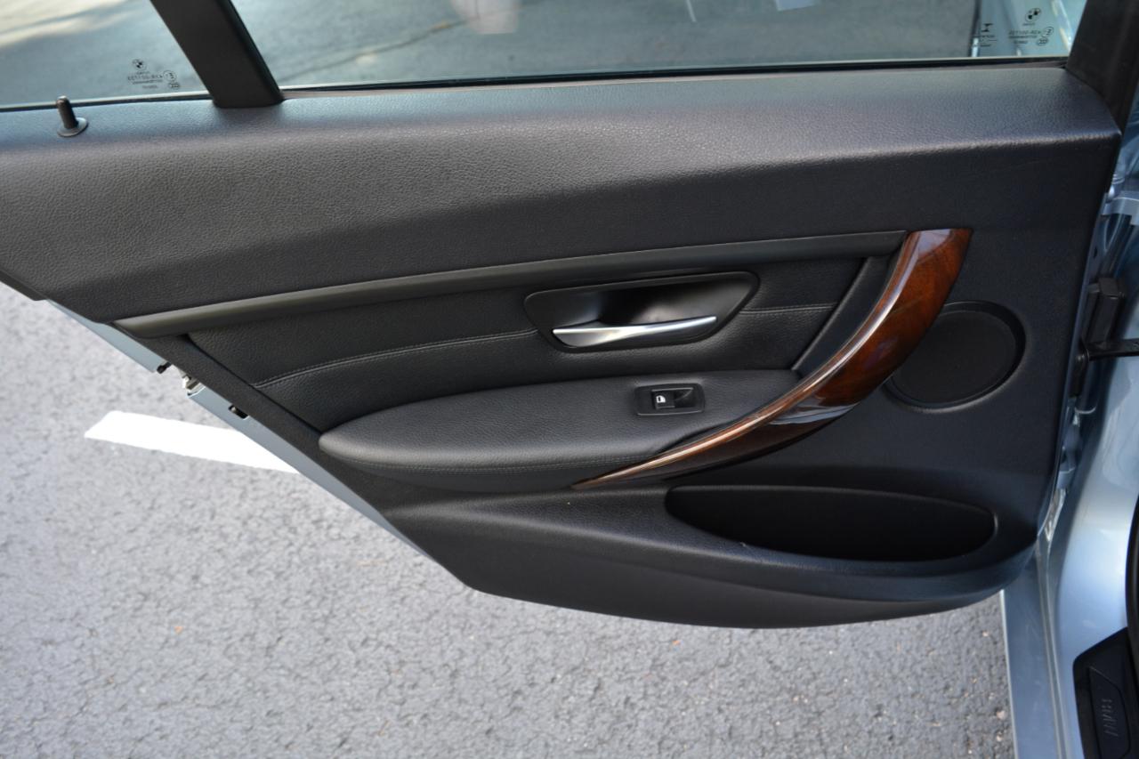 BMW 3-Series 328i Sedan 2014
