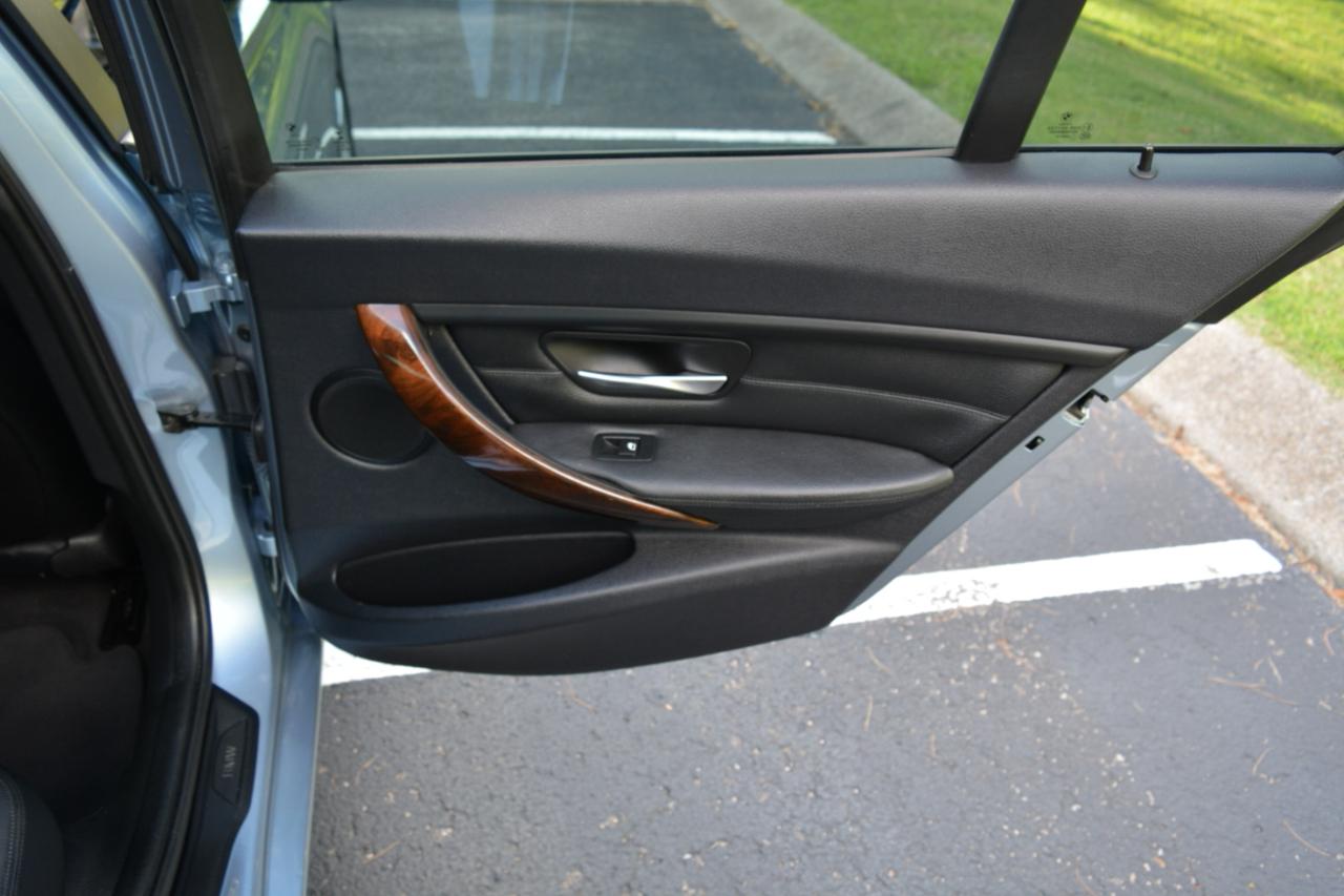 BMW 3-Series 328i Sedan 2014