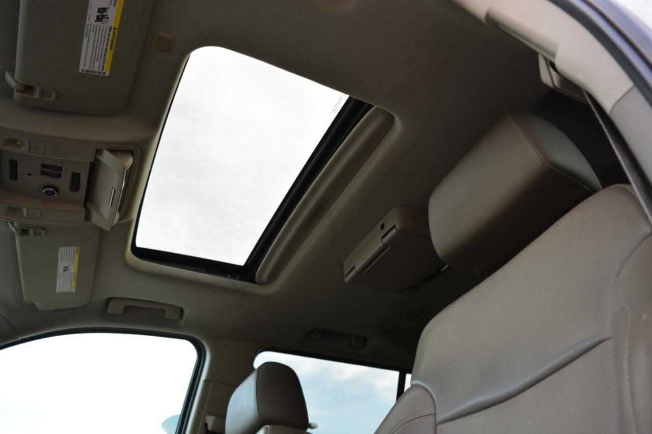 Chevrolet Suburban LTZ 2WD 2015