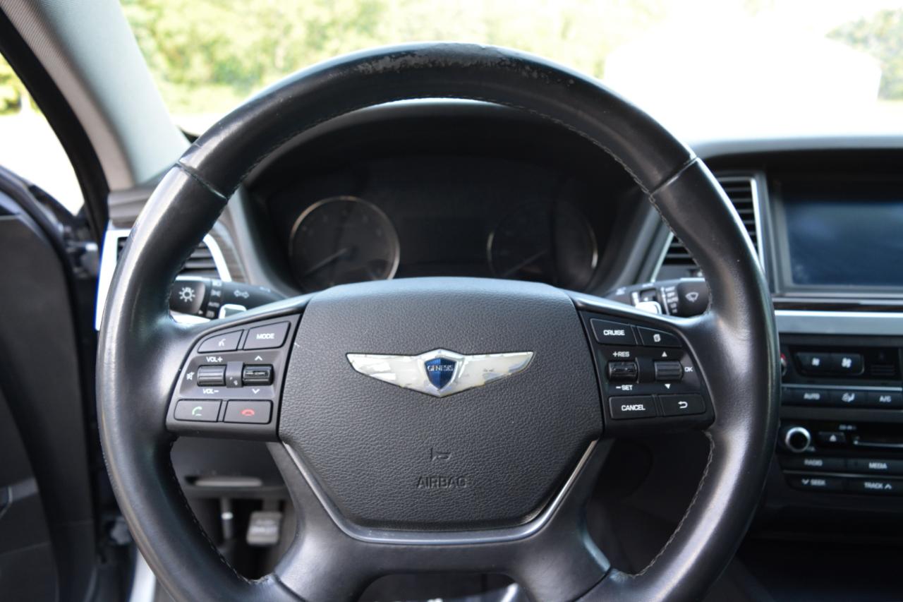 Hyundai Genesis 3.8L 2015