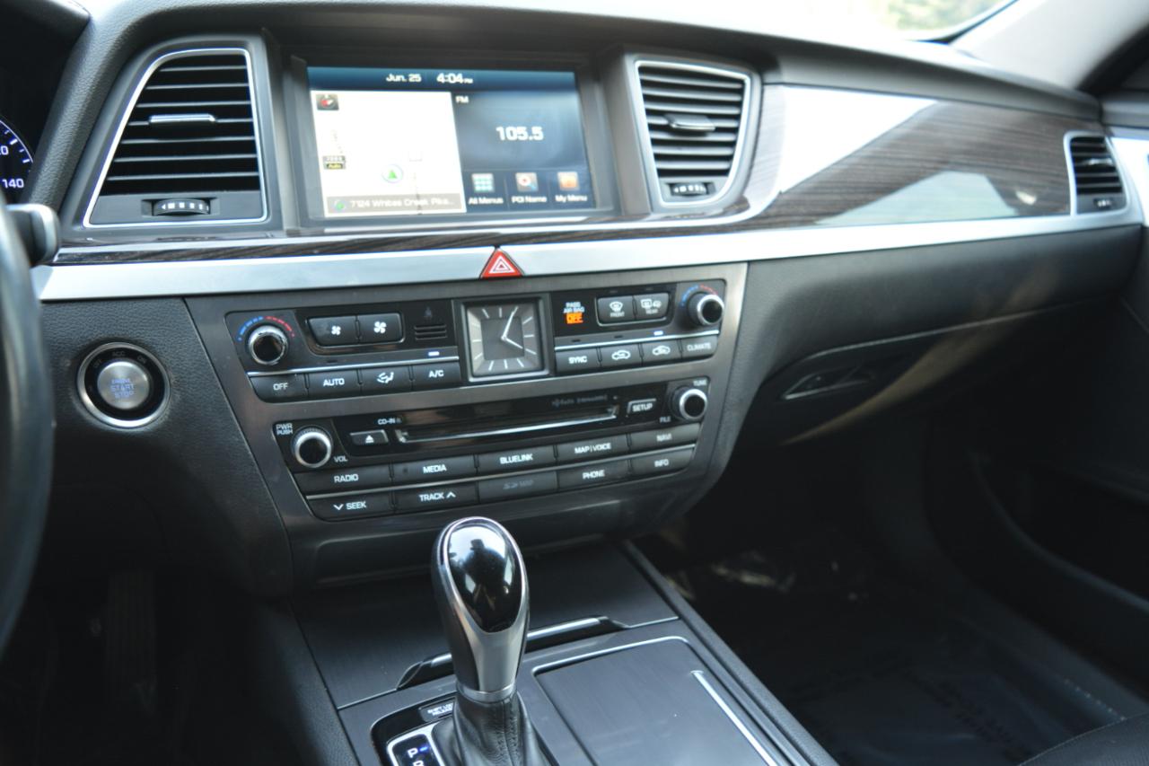 Hyundai Genesis 3.8L 2015