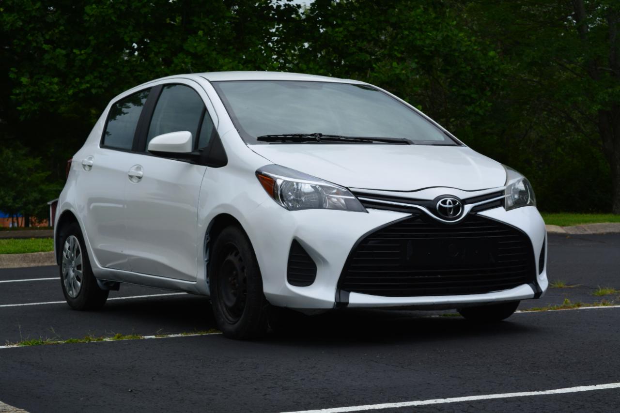 Toyota Yaris LE 5-Door AT 2016