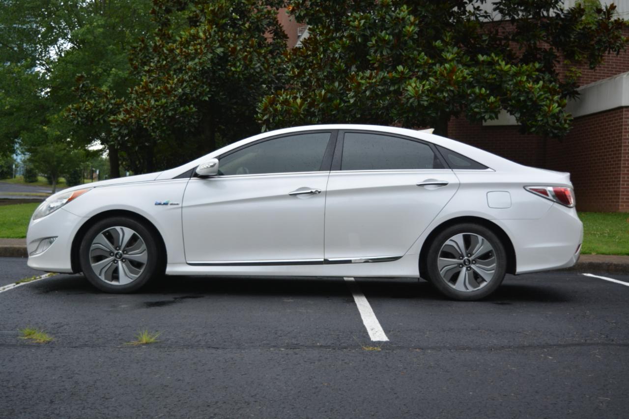 Hyundai Sonata Hybrid Sedan 2014