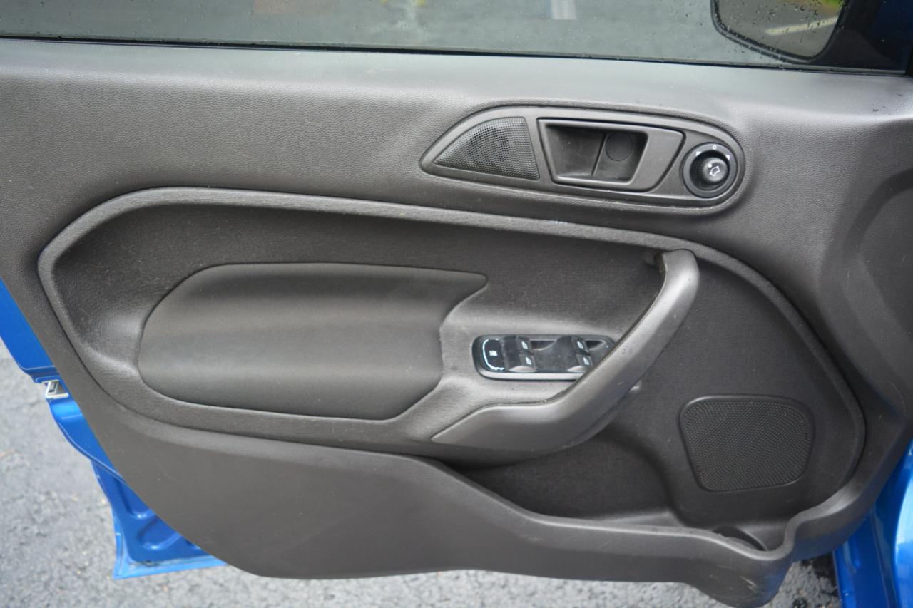 Ford Fiesta SE Sedan 2019