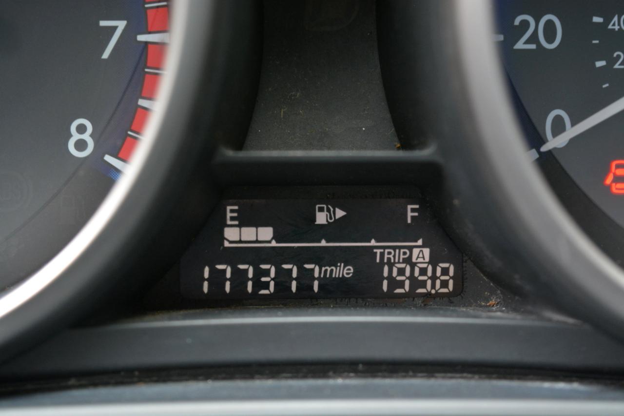 Mazda MAZDA3 I Grand Touring 4-Door 2012