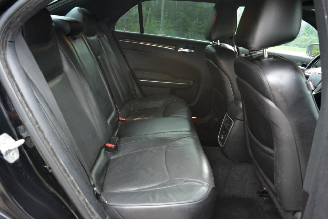 Chrysler 300 C RWD 2013