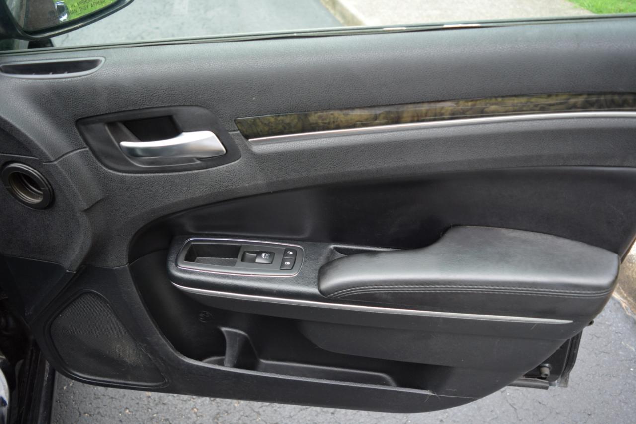 Chrysler 300 C RWD 2013