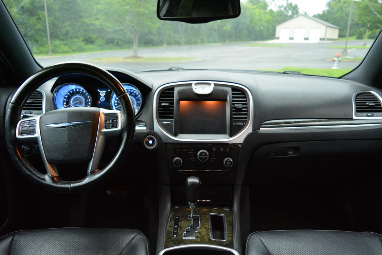 Chrysler 300 C RWD 2013