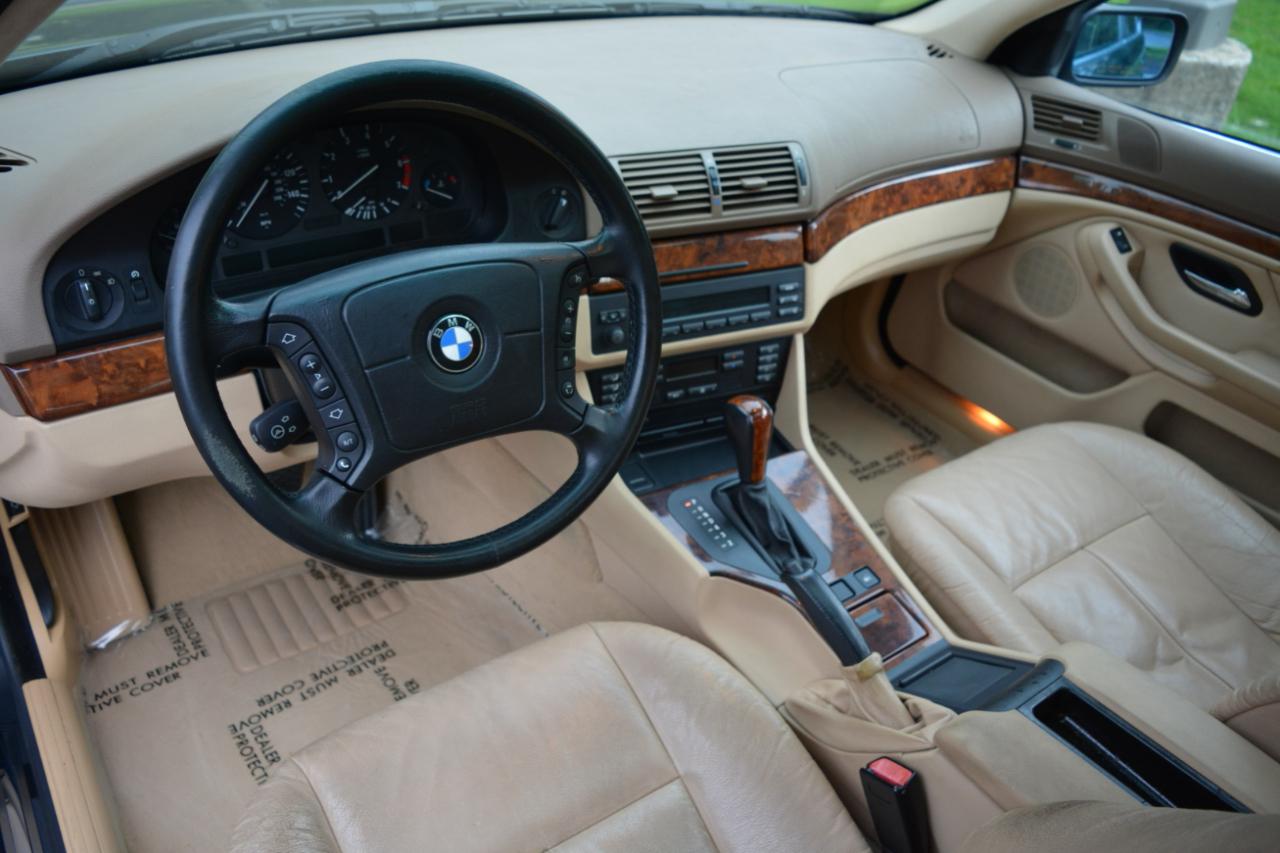 BMW 5-Series 540iA 1999
