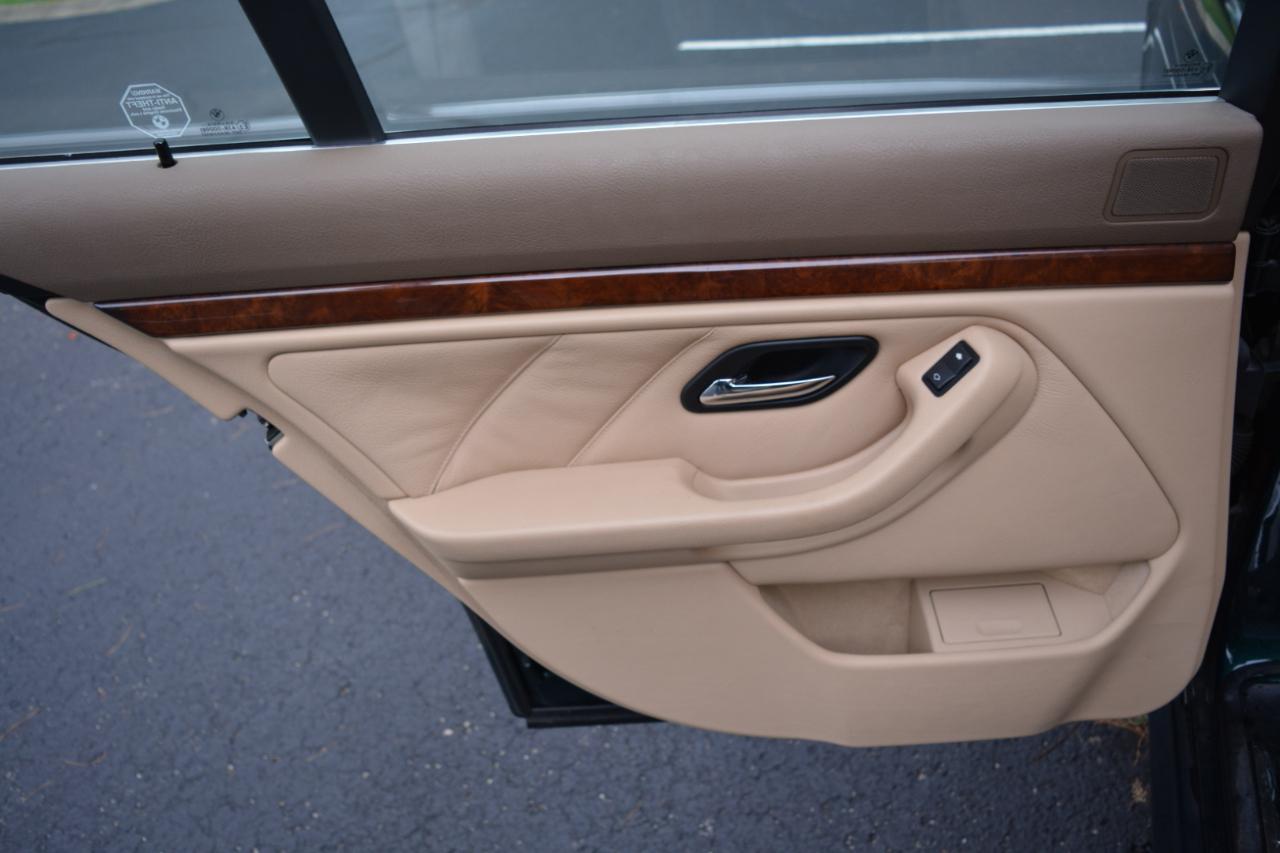 BMW 5-Series 540iA 1999