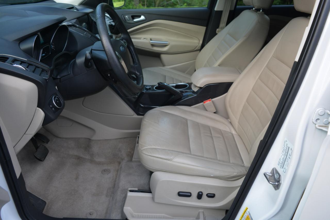 Ford Escape Titanium FWD 2016