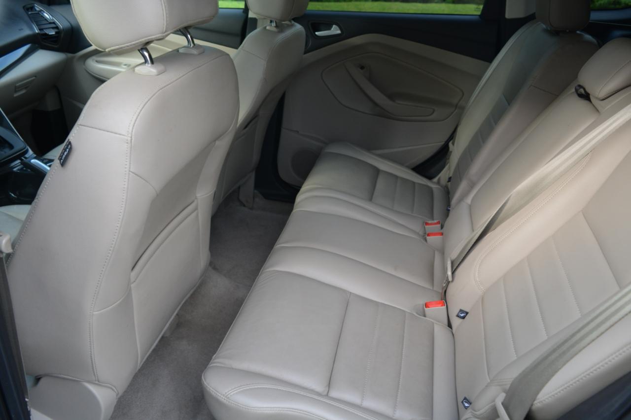 Ford Escape Titanium FWD 2016