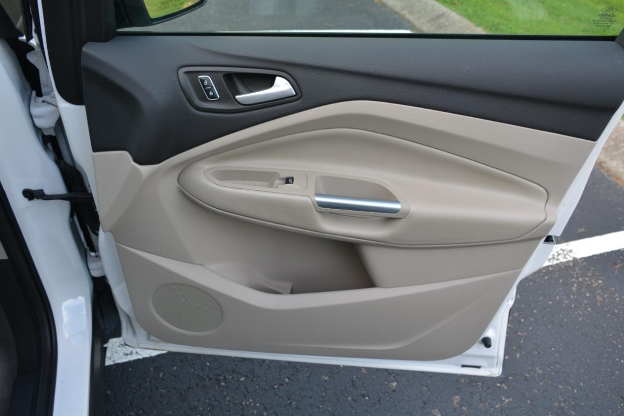 Ford Escape Titanium FWD 2016