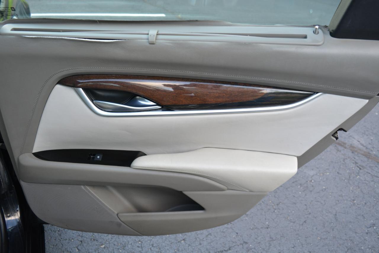 Cadillac XTS Platinum FWD 2014
