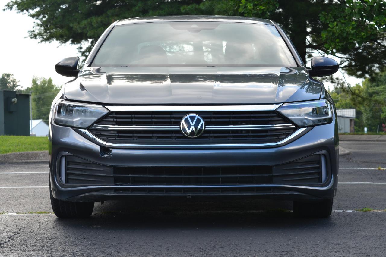 Volkswagen Jetta Sport 2023