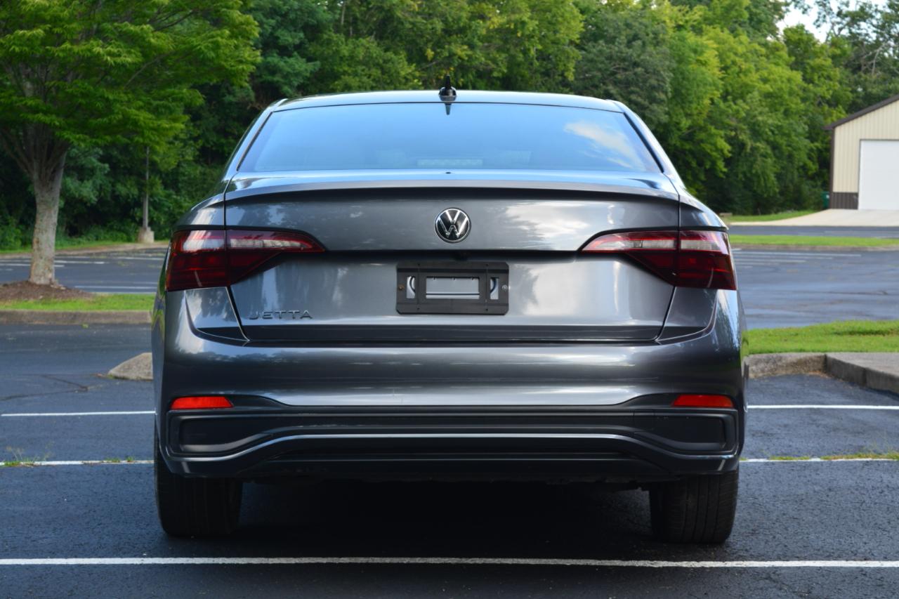 Volkswagen Jetta Sport 2023