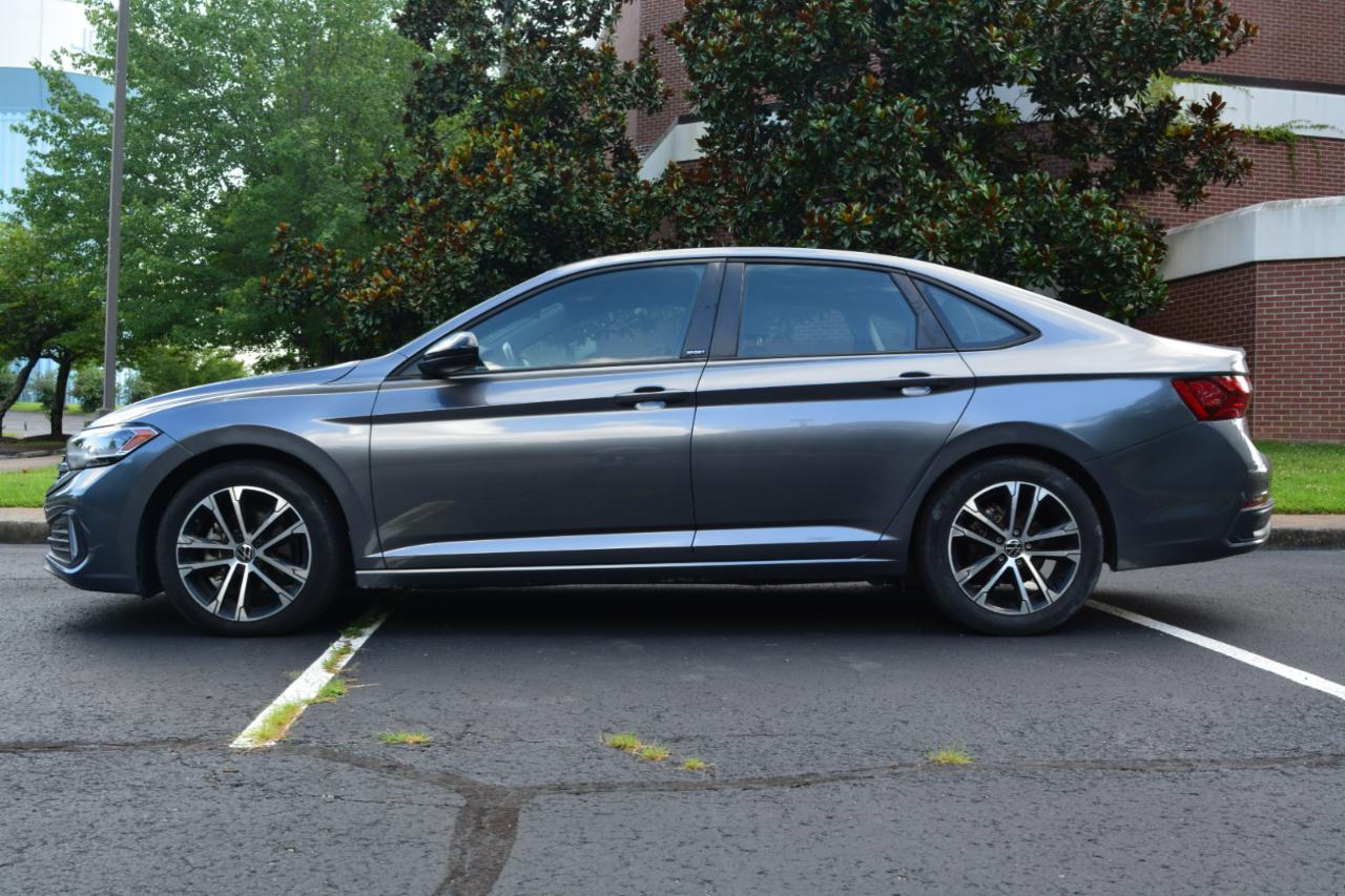 Volkswagen Jetta Sport 2023
