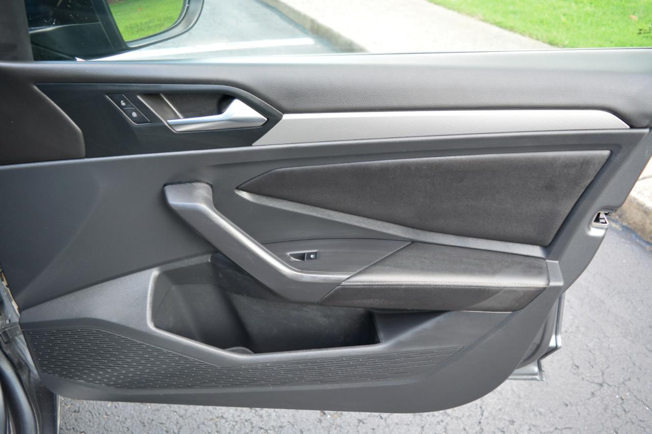 Volkswagen Jetta Sport 2023