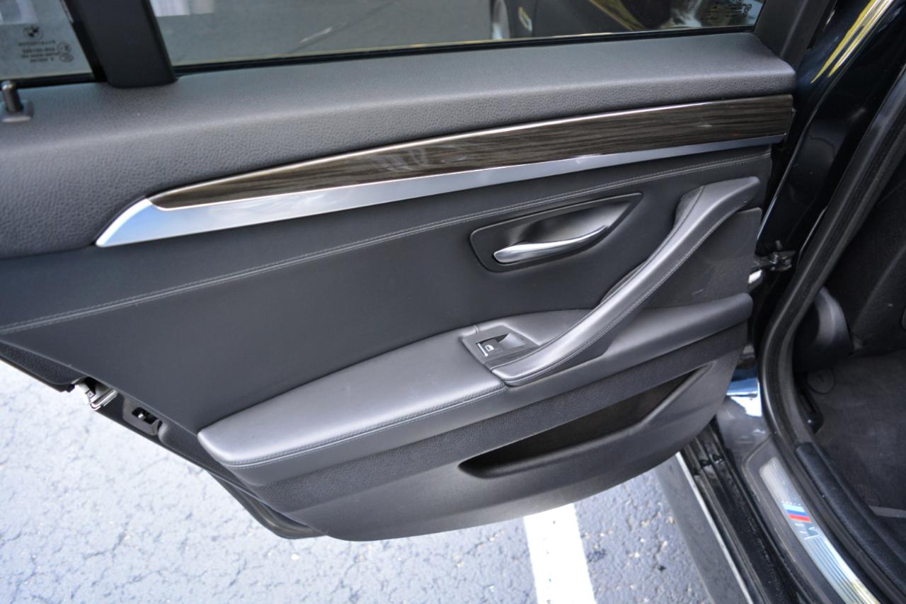 BMW 5-Series 535i 2016