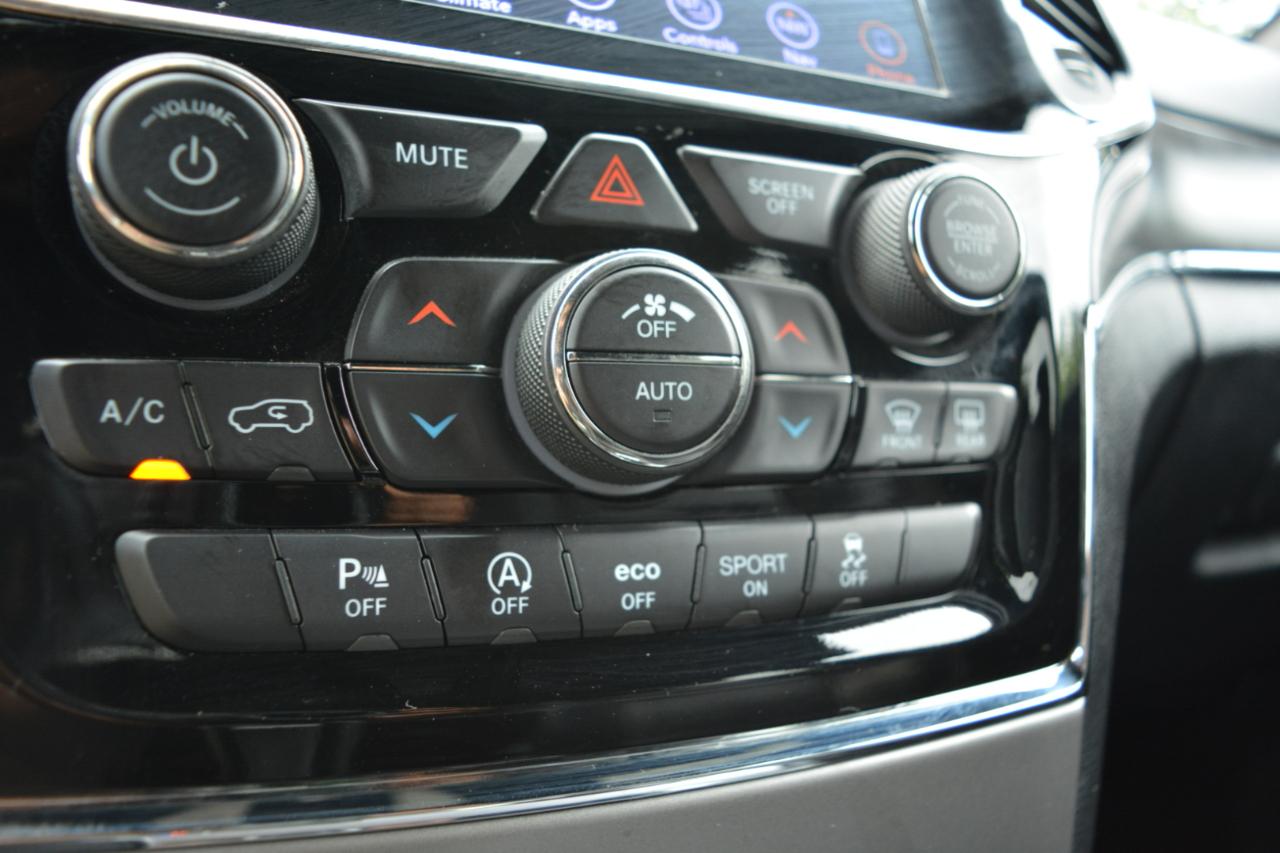 Jeep Grand Cherokee Limited 2WD 2019