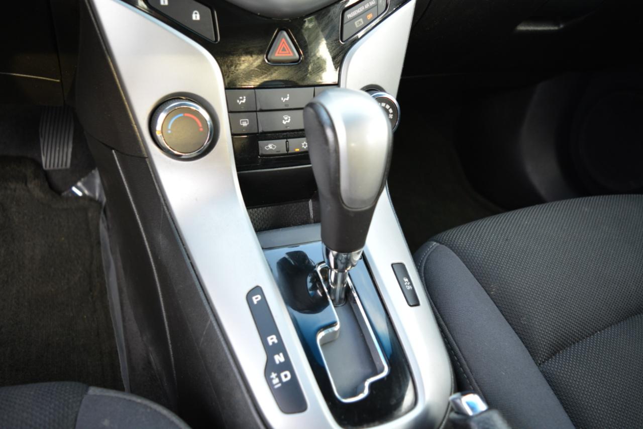 Chevrolet Cruze 1LT Auto 2013