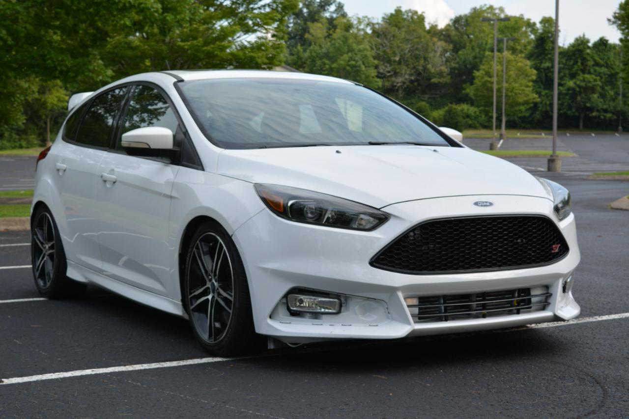Ford Focus ST Hatch 2017