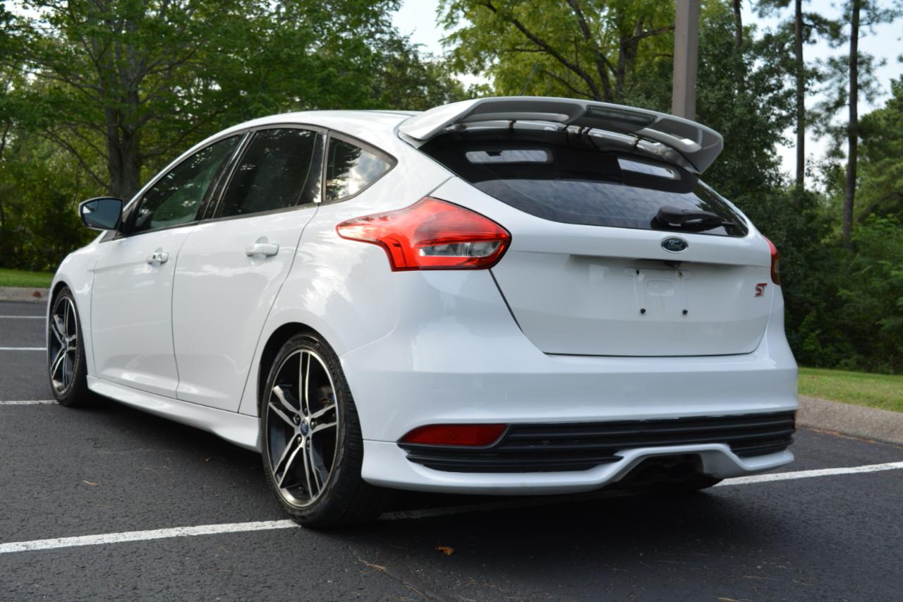 Ford Focus ST Hatch 2017