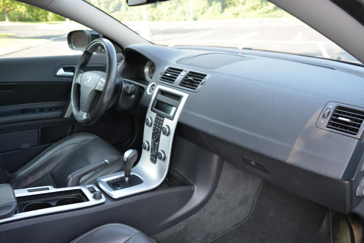 Volvo C70 T5 2012