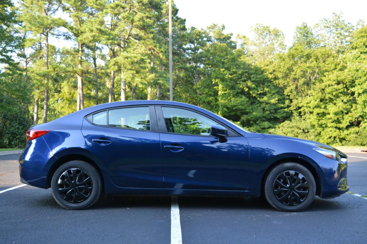 Mazda MAZDA3 i Sport AT 4-Door 2017