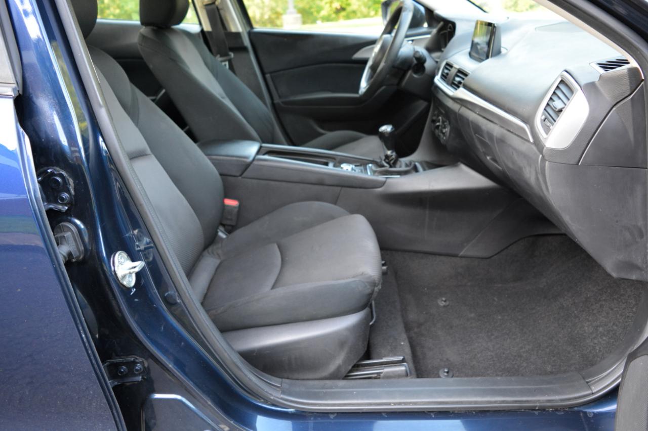 Mazda MAZDA3 i Sport AT 4-Door 2017