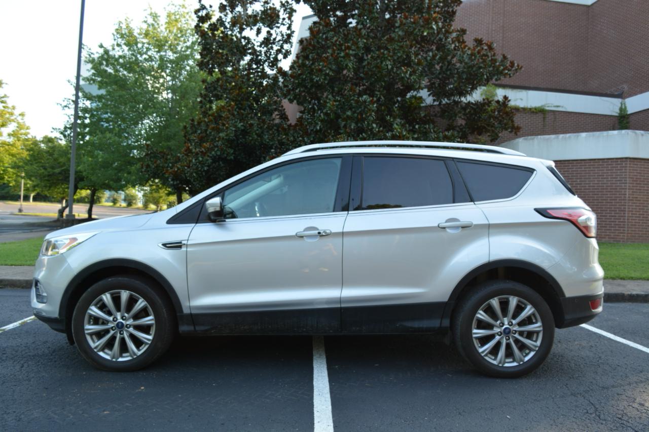 Ford Escape Titanium 4WD 2018