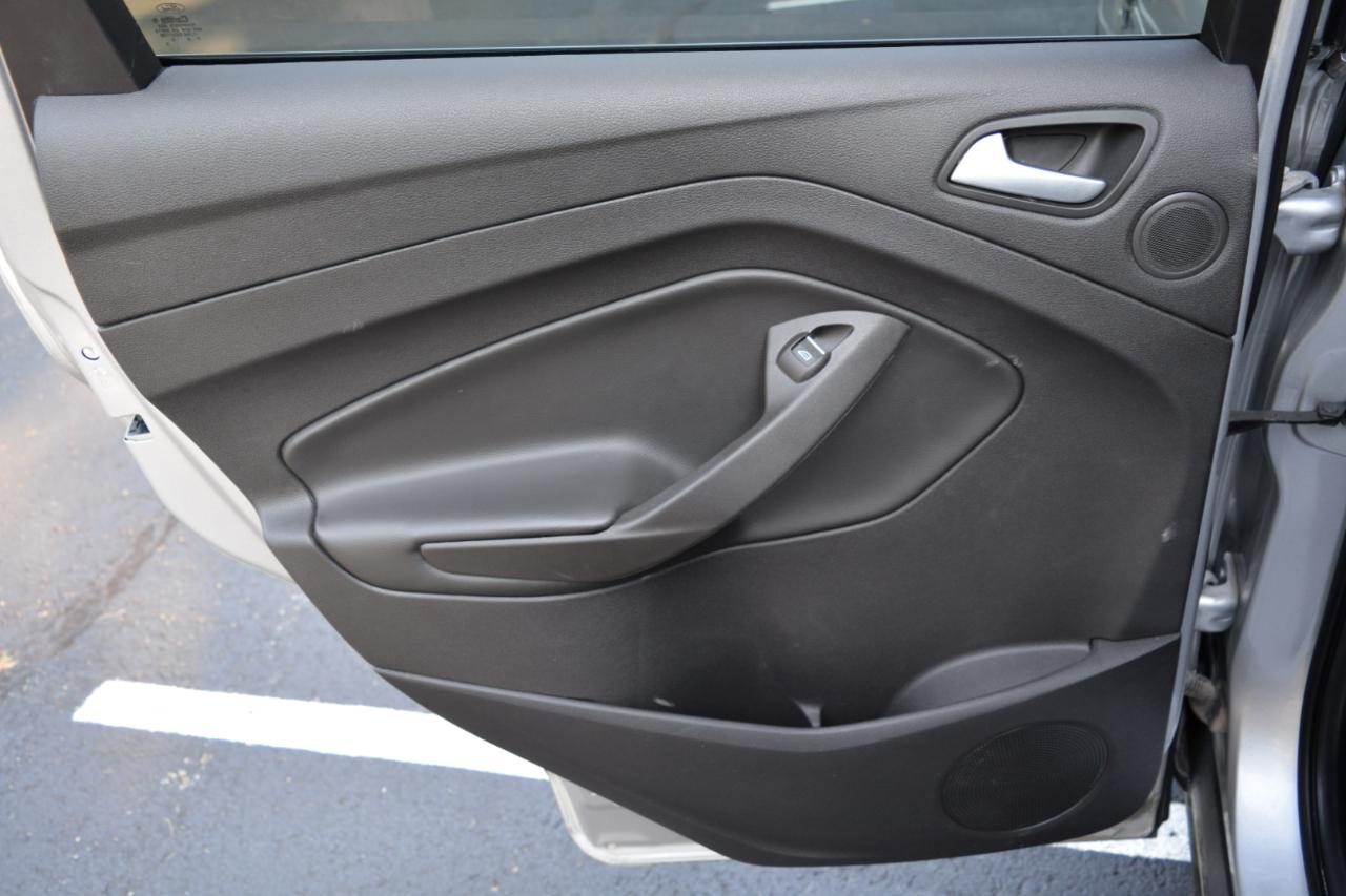 Ford Escape Titanium 4WD 2018