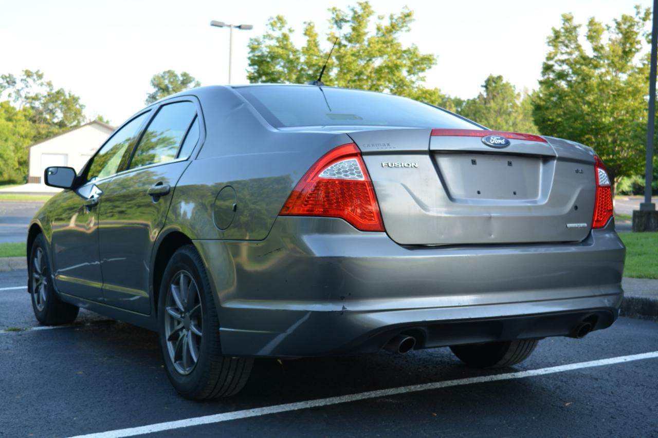 Ford Fusion V6 SE 2011