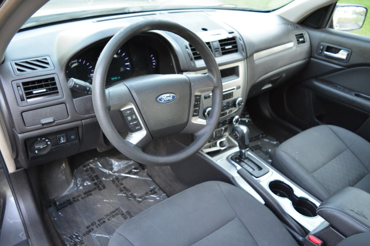Ford Fusion V6 SE 2011